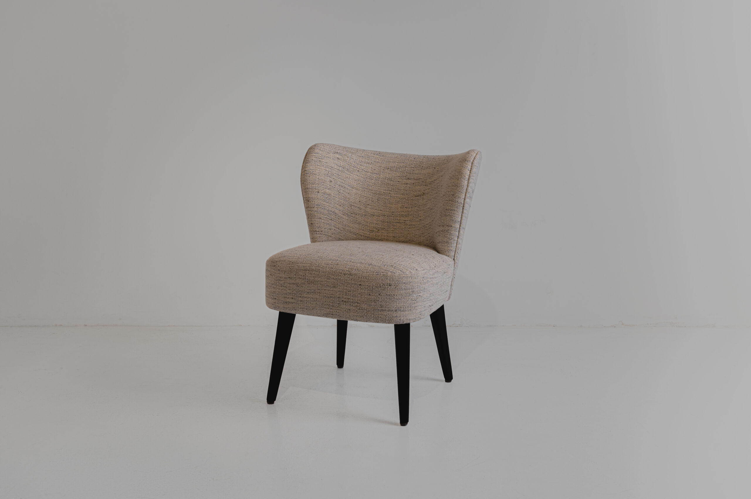DK Dining Chair - Image 4