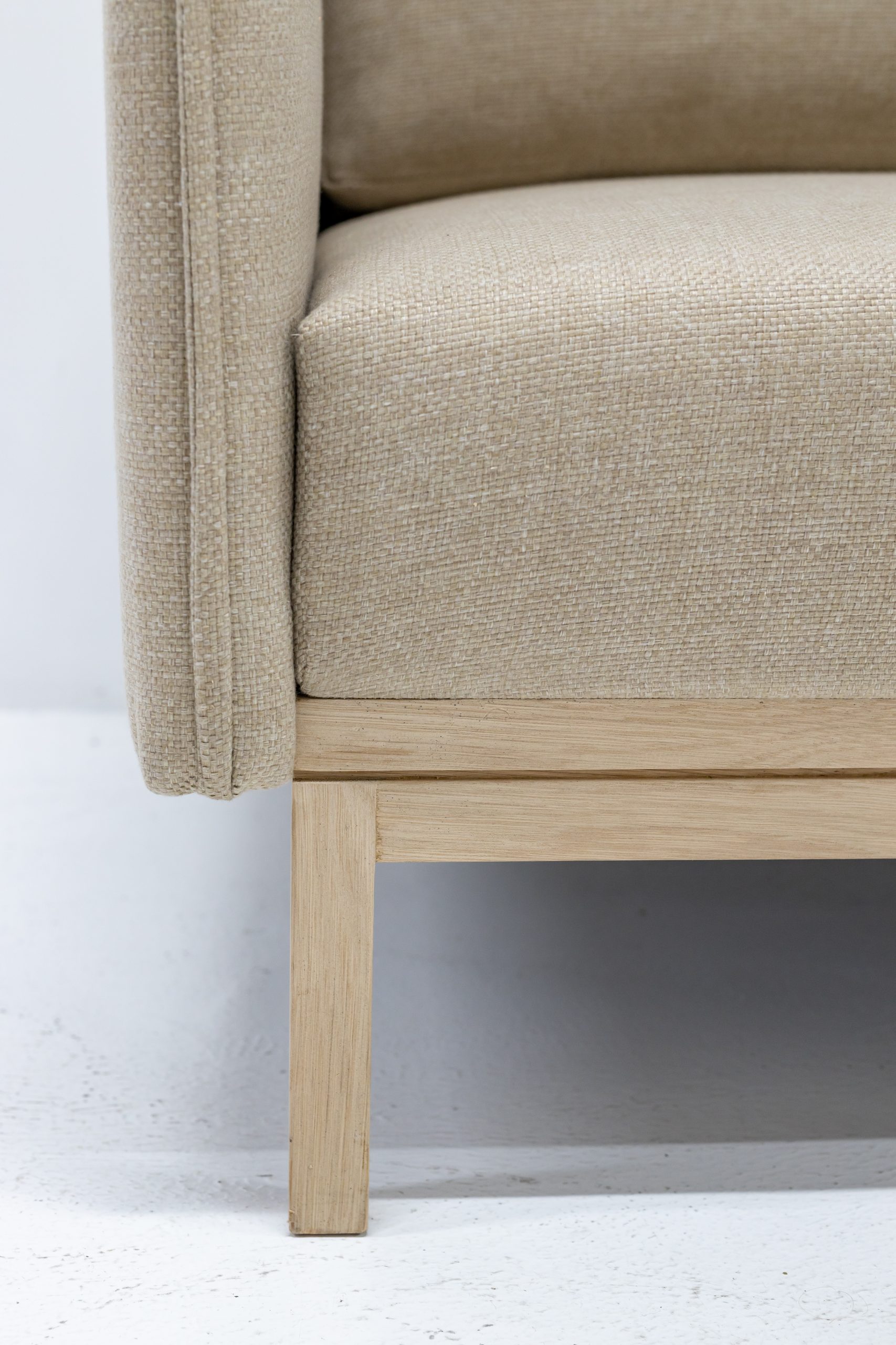 Mac Easy Chair - Image 3