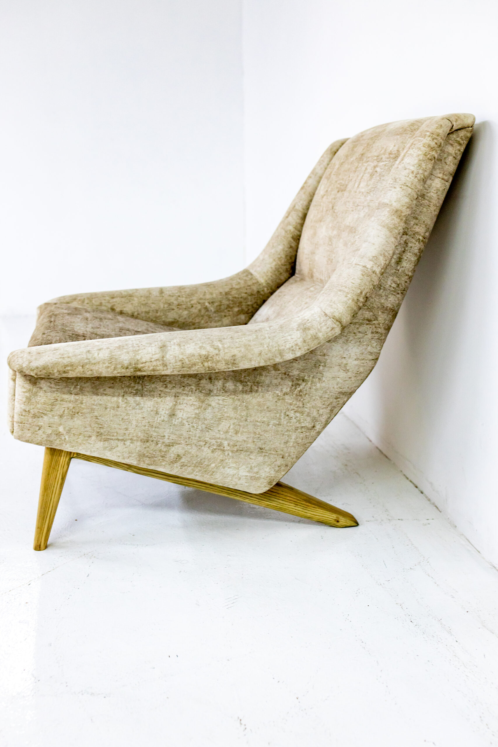 Project Chair - Image 3