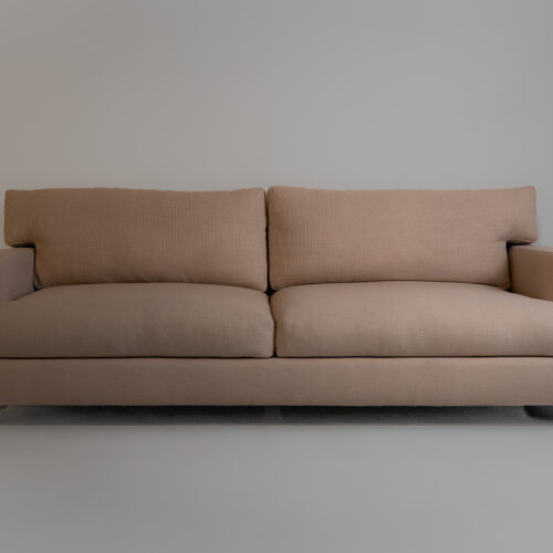 Raphael Sofa