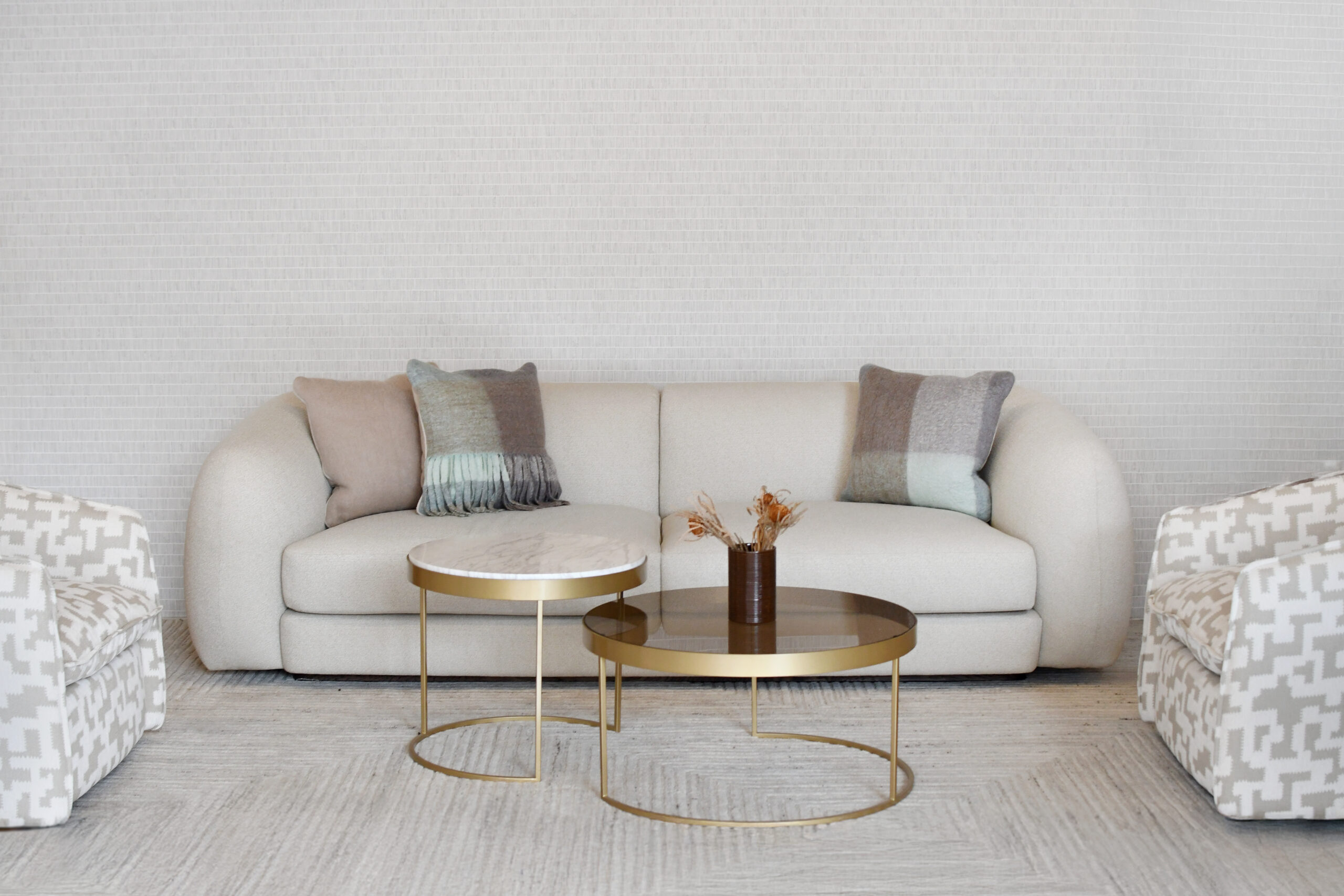 Luna Sofa - Image 3