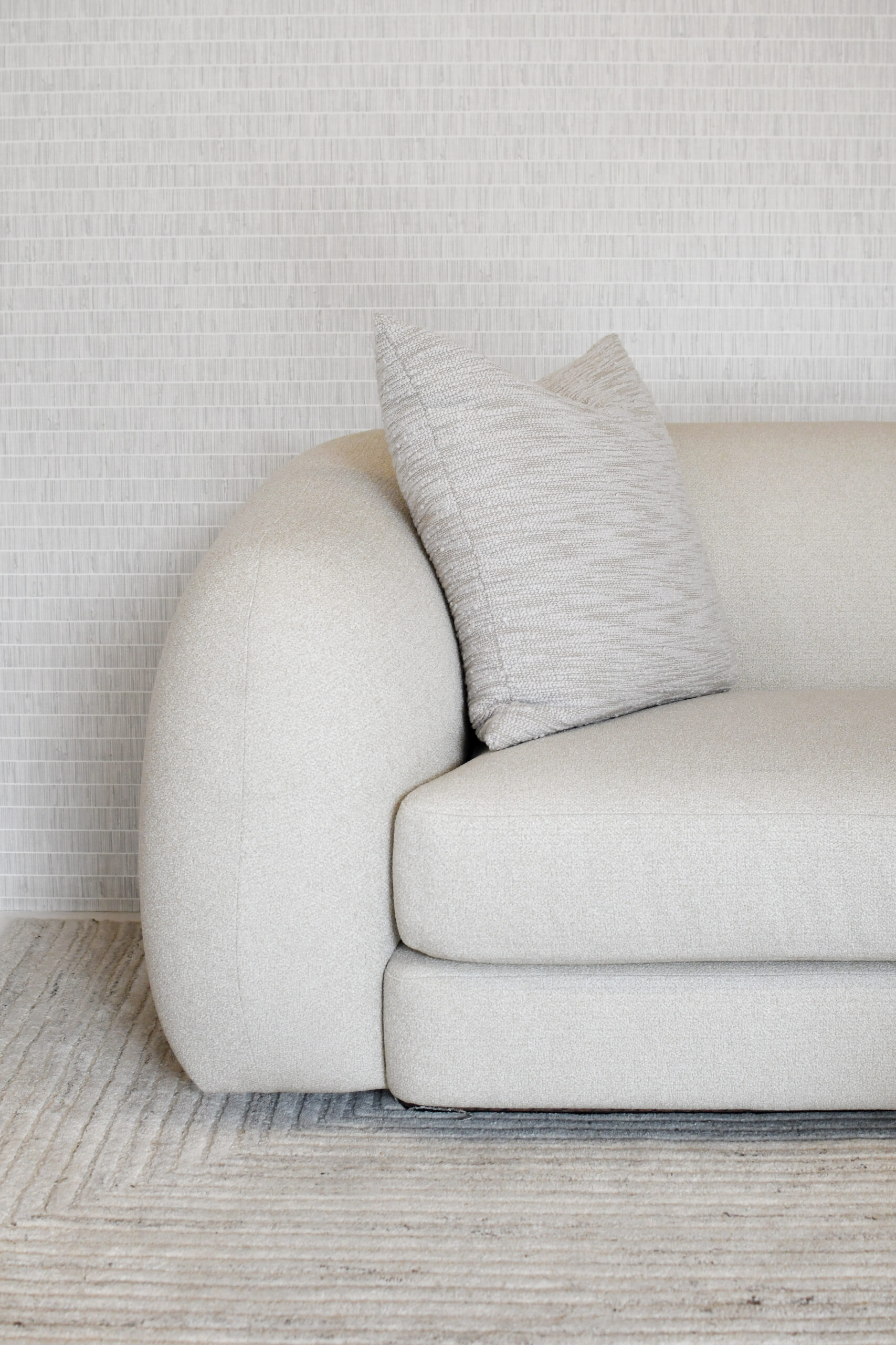 Luna Sofa - Image 4